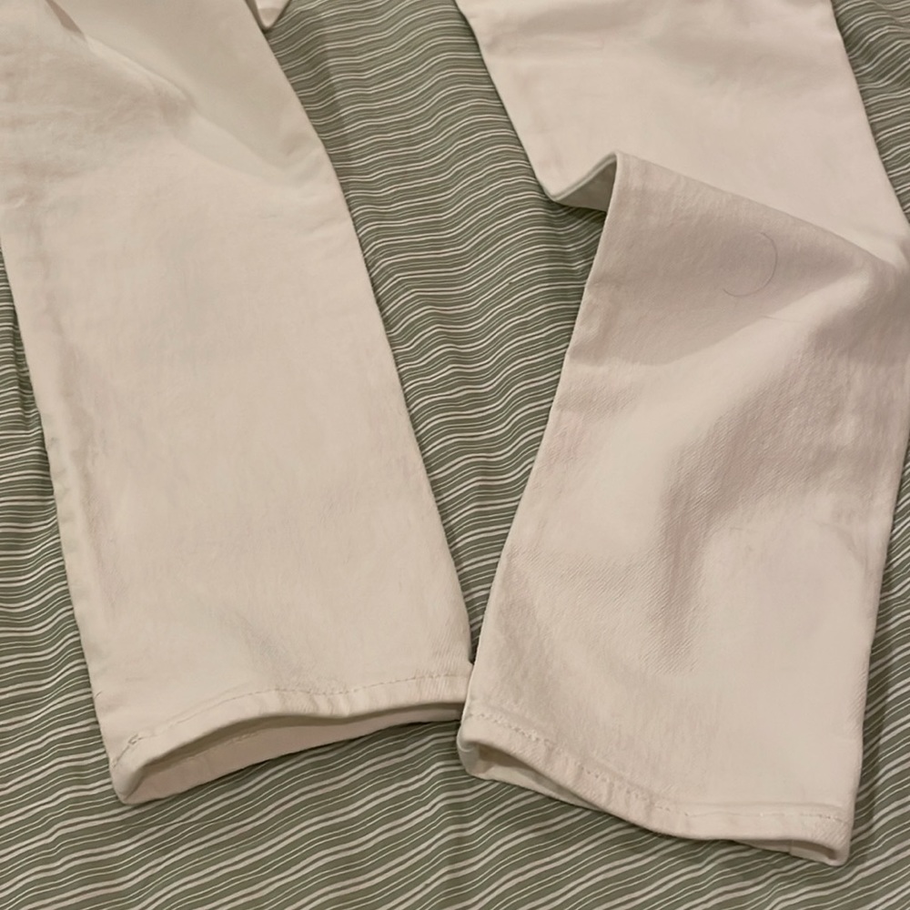 Levi’s 711 Slimming Skinny Jeans - Picture 8 of 8